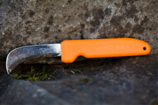 3 INCH STRAIGHT SERRATED SOD HARVEST UTILITY KNIFE #K102